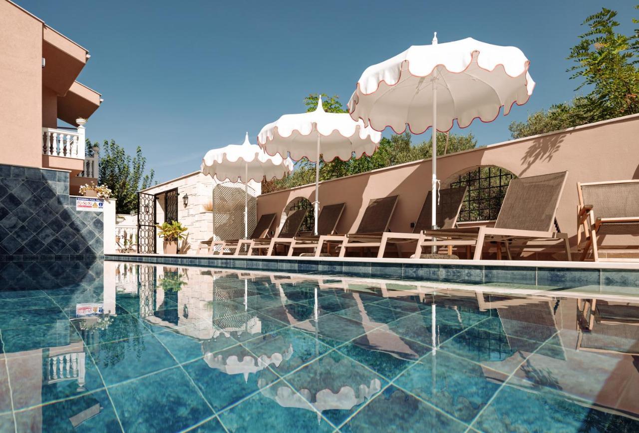 Kseynasa Suites Nikiti  Exterior foto