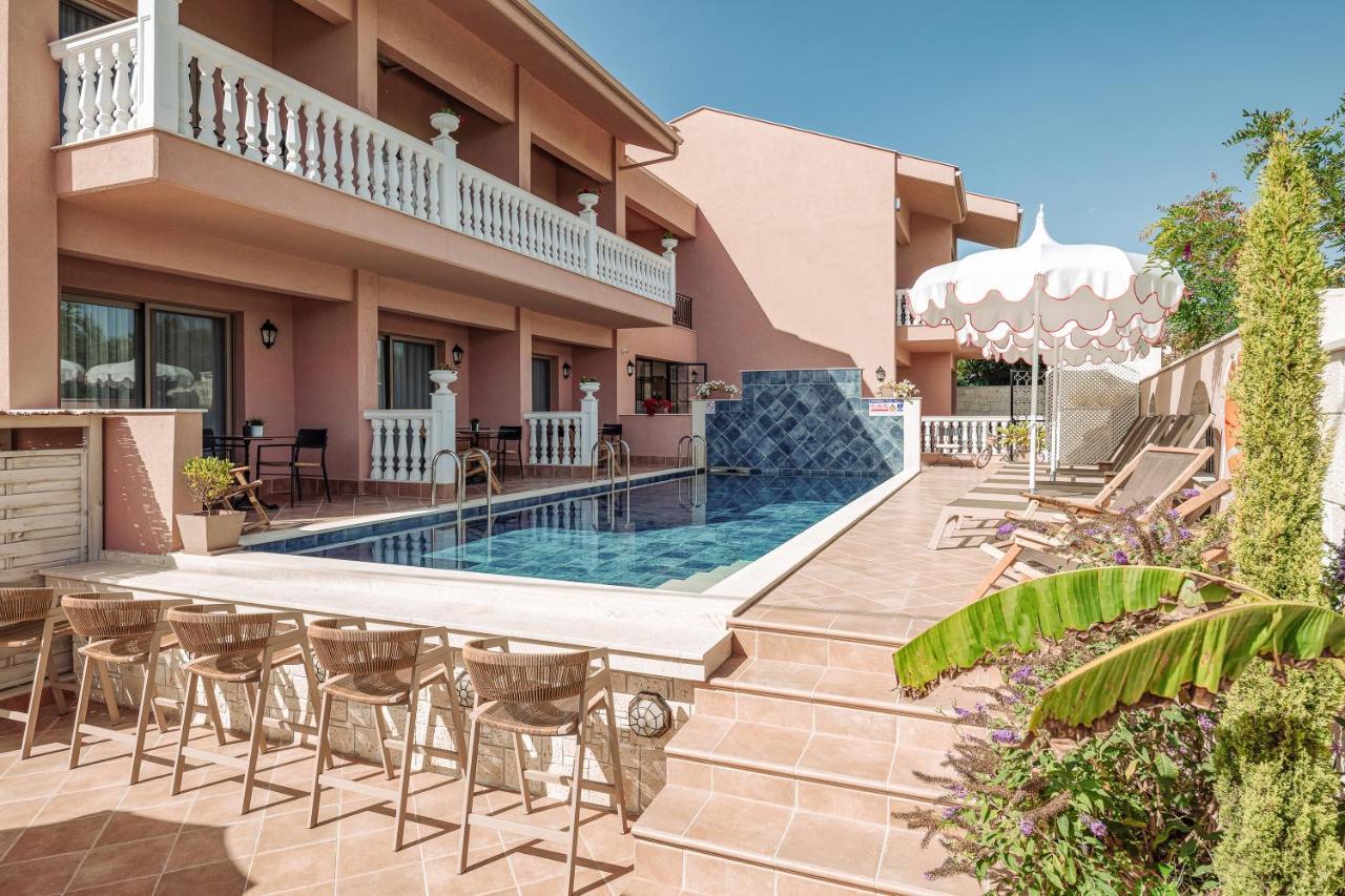 Kseynasa Suites Nikiti  Exterior foto