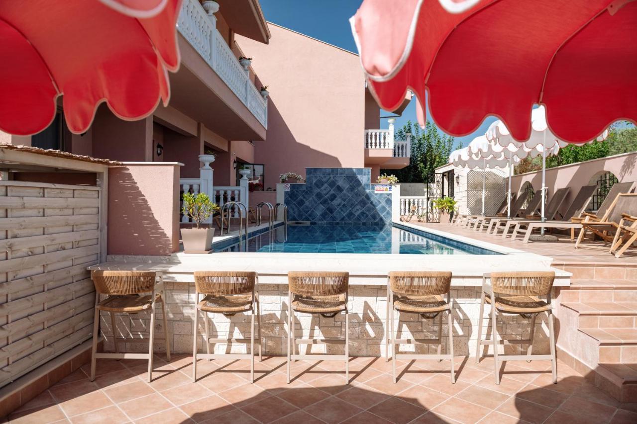 Kseynasa Suites Nikiti  Exterior foto